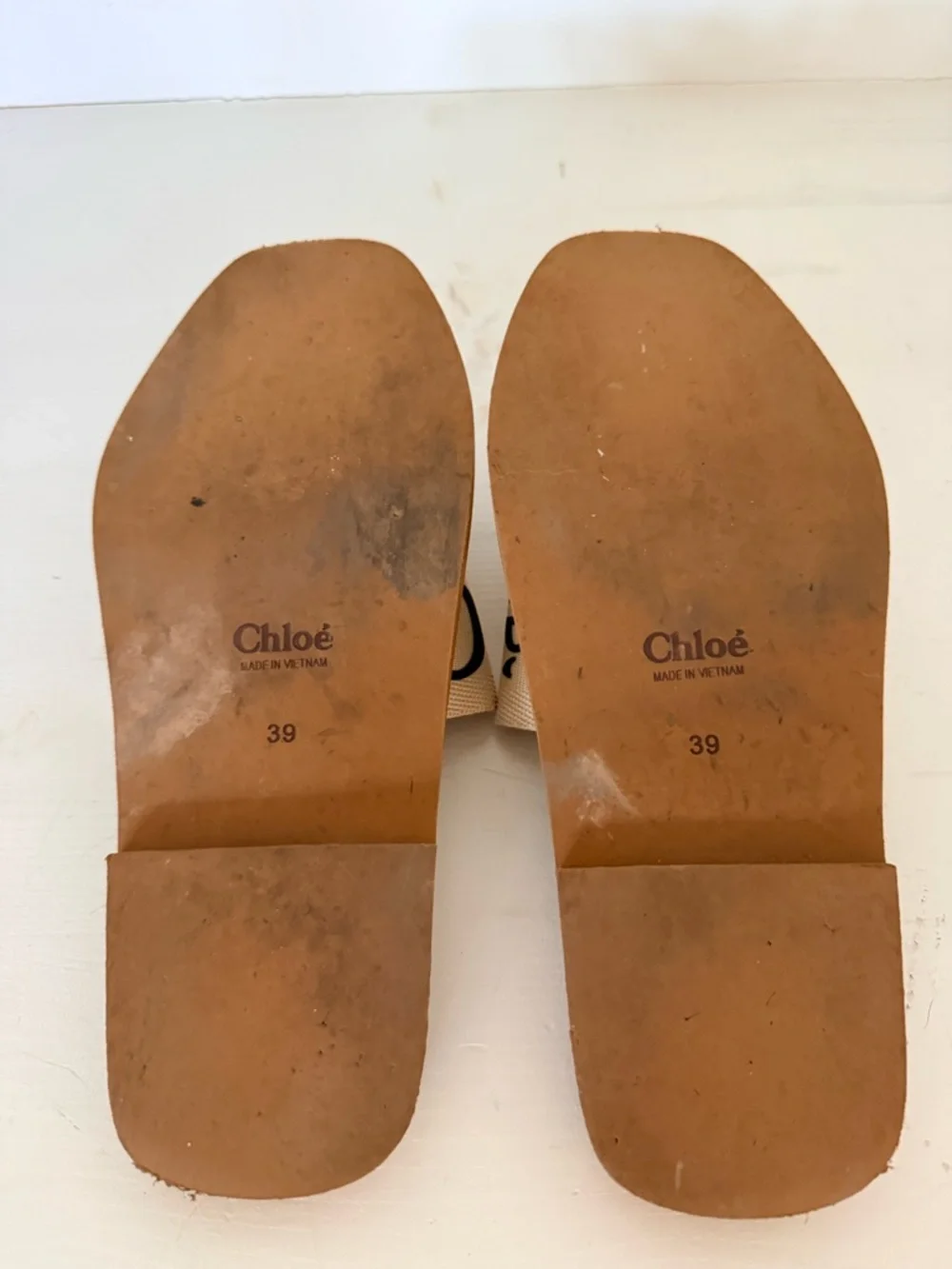 Chloé Tan Leather Slide Sandals with Cream Logo Straps - Picture 4 of 4